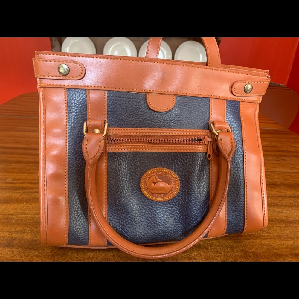Vintage All Wether Leather Dooney & Bourke Purse